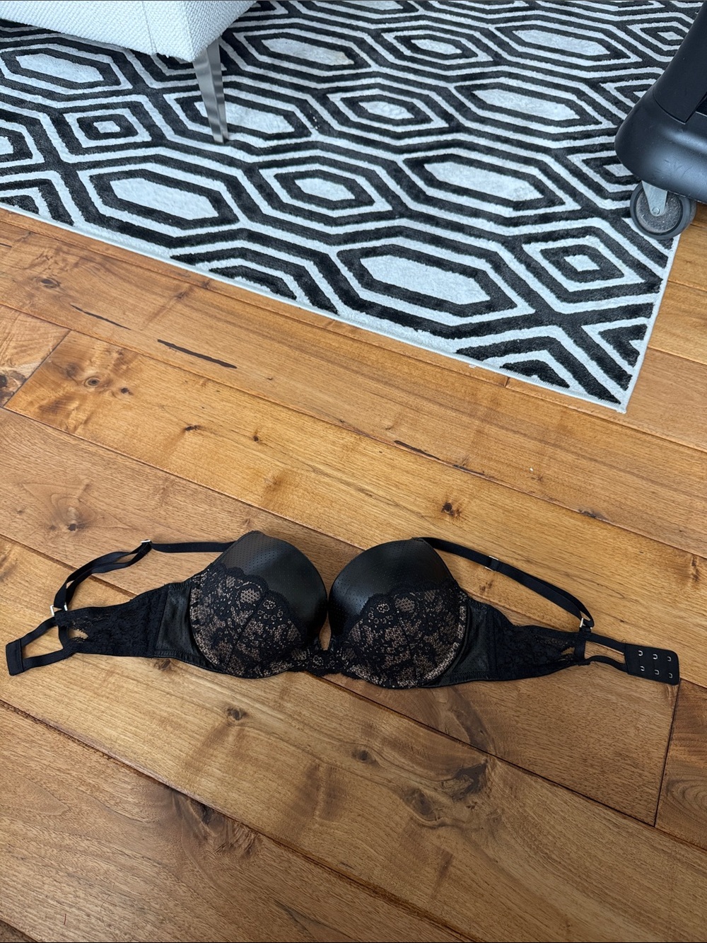Victoria secret lace bra pushup